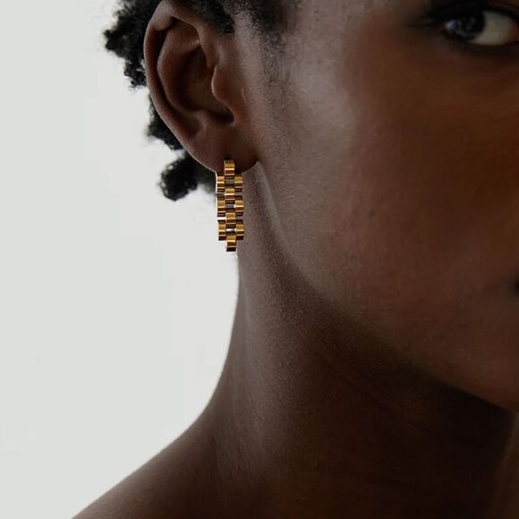 #39 New Gold Chain Link Drop Earrings - Picture 9 of 10